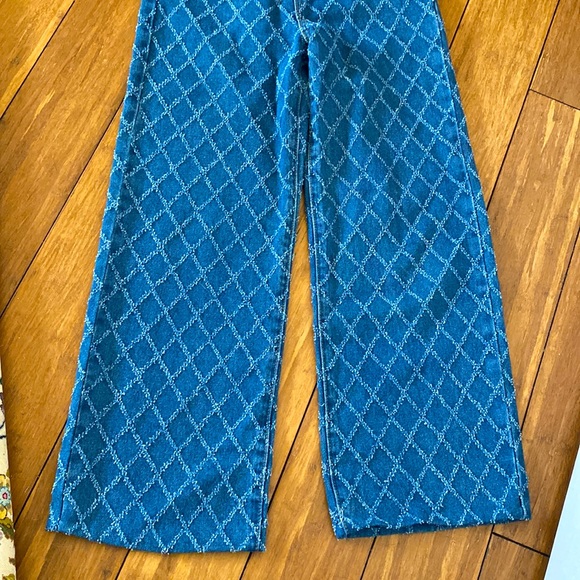 Adika Cliff Textured Pattern Jeans | WIDE - Picture 2 of 6